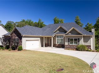 2852 Shadowstone Way, Winder, GA 30680