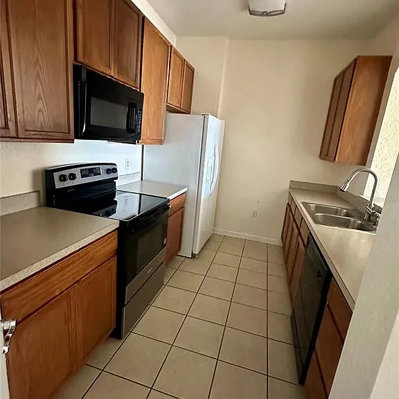 6402 Cava Alta Dr #410 — Photo 4