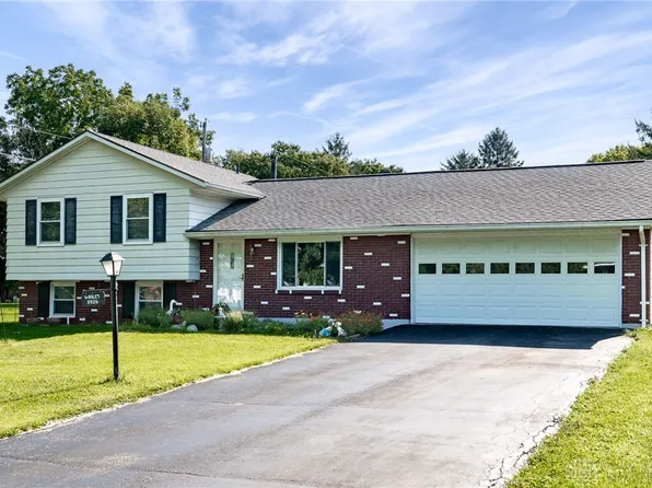 3926 Tomahawk Dr, Medway, OH 45341