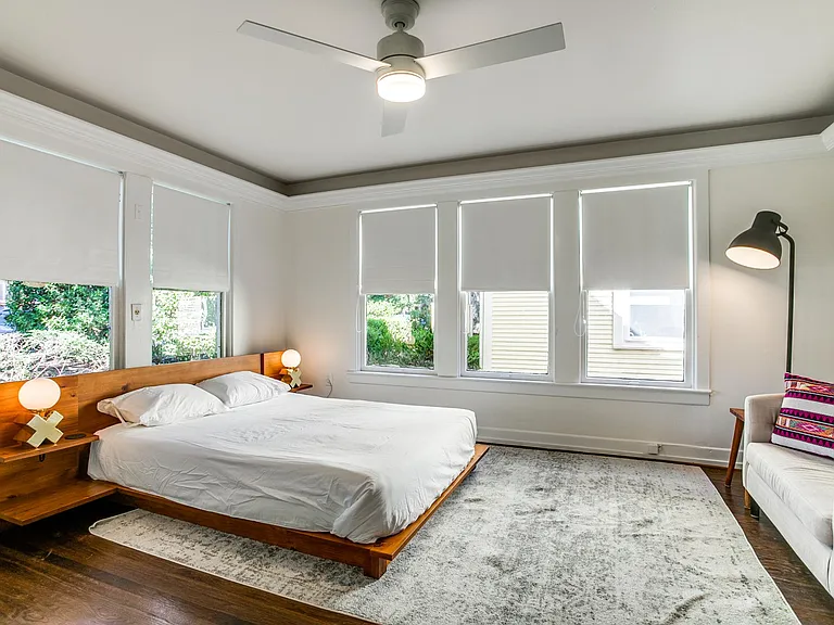 600 N Montclair Ave #C — Photo 2
