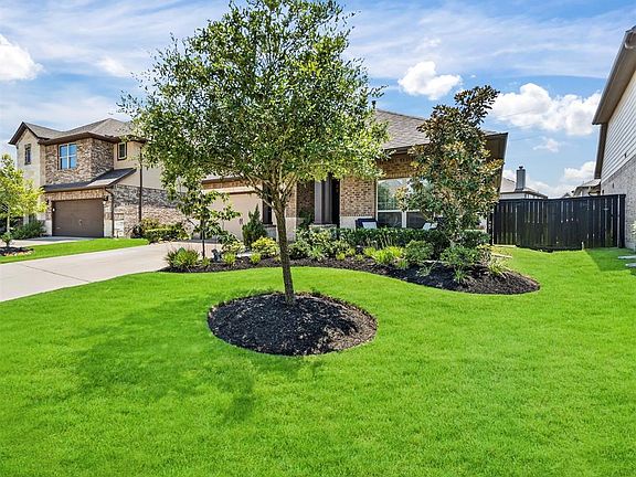 3rd image of 3022 Frost Corner Pl