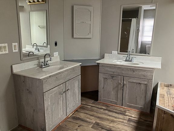 3rd image of 2609 E Green Valley Pl