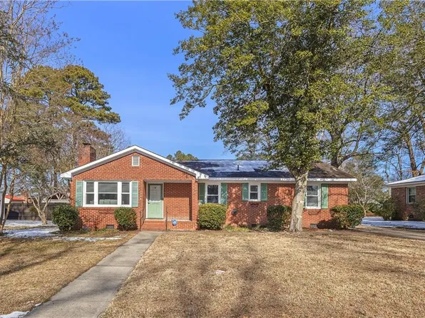 1514 Brittle Dr, Suffolk, VA 23434