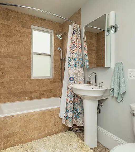 47 Pearl St #1 — Photo 9