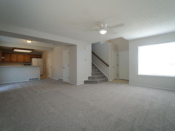 4th image of 4954 Ardley Dr