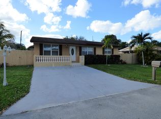 2000 SW 99th Ave, Hollywood, FL 33025