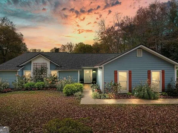 3120 Maple Ln, Alpharetta, GA 30009