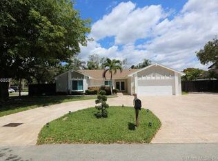 15619 SW 53rd St, Miami, FL 33185