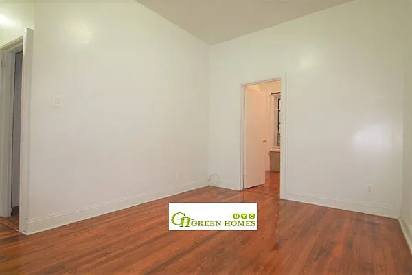 Rented by Green Home NY Realty LLC | media 2