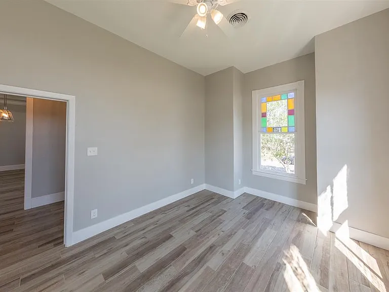 4307 Avenue Q — Photo 18
