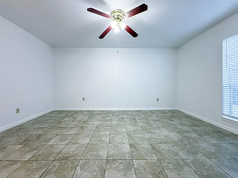 9201 Clarewood Dr #198 — Photo 9