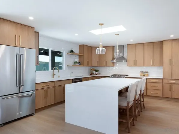 6211 Syracuse Ln, San Diego, CA 92122
