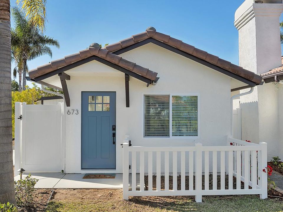 1st image of 671-73 Poinsettia Park Ct