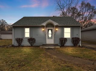 206 Independence Ave, Joliet, IL 60433