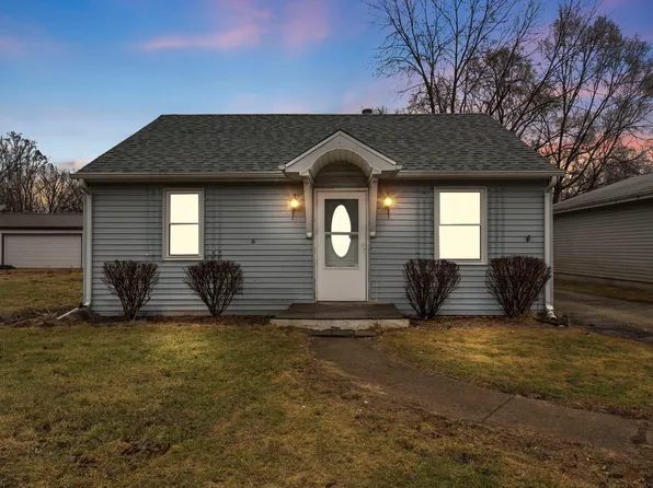 206 Independence Ave, Joliet, IL 60433