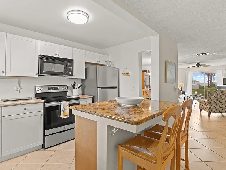 1300 Seaway Dr #C-1 — Photo 3