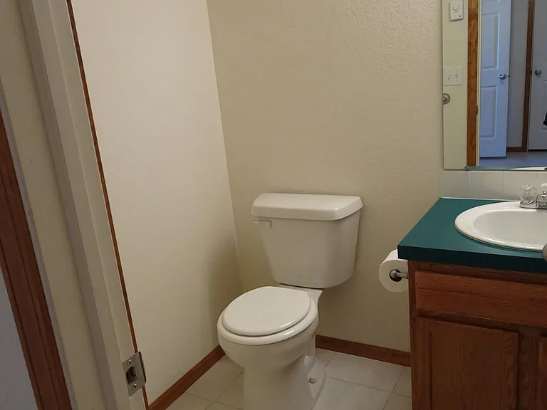 2232 Marshfield Ln — Photo 10