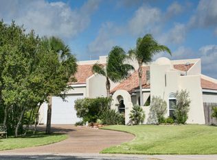 1837 Green Jays Ct, Corpus Christi, TX 78418