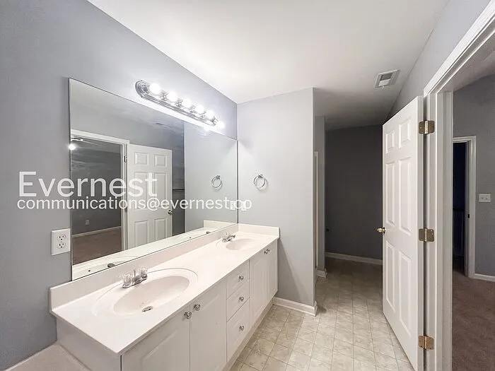 632 Parkside Cir — Photo 9