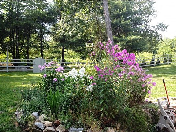 3rd image of 56 Meadow Lark Ln