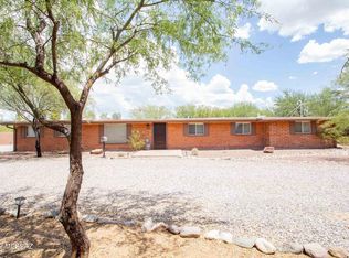 1590 N Pantano Rd, Tucson, AZ 85715