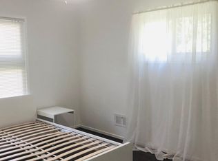 703 Willoughby Ave #2, Rockville, MD 20851