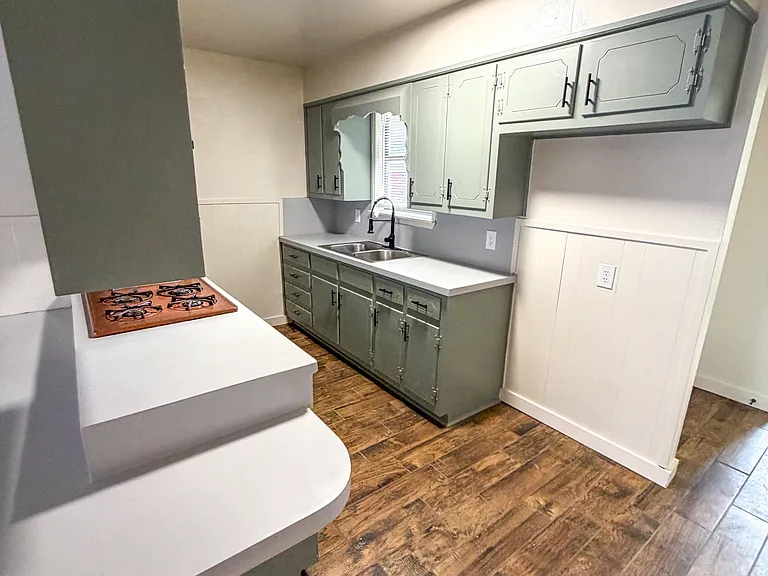 114 S Joyce St — Photo 10