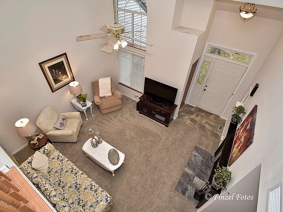 4th image of 2 Larkspur Ct