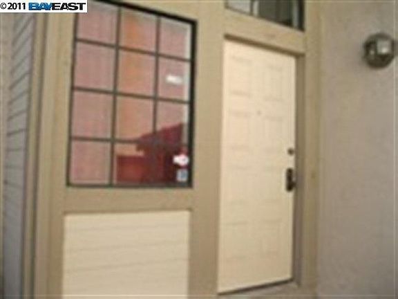2nd image of 34273 Kenwood Dr