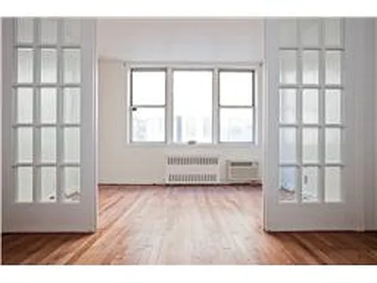 Sold by Douglas Elliman | media 19