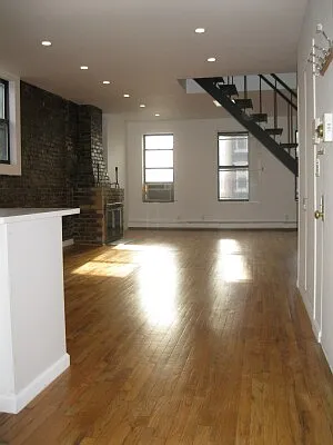 Rented by Tower Brokerage | media 30