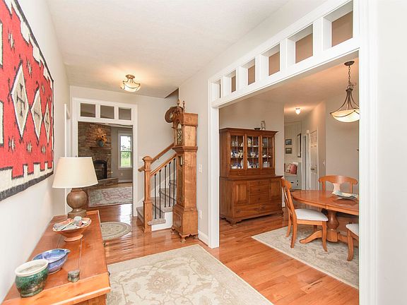 2nd image of 2905 Mill Wood Ln