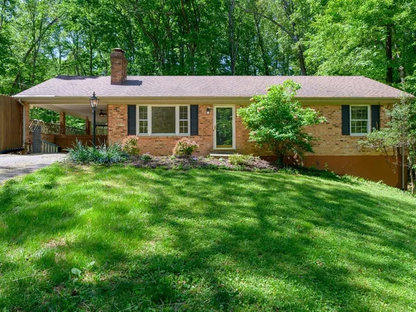 180 Lamont Cir, Madison Heights, VA 24572