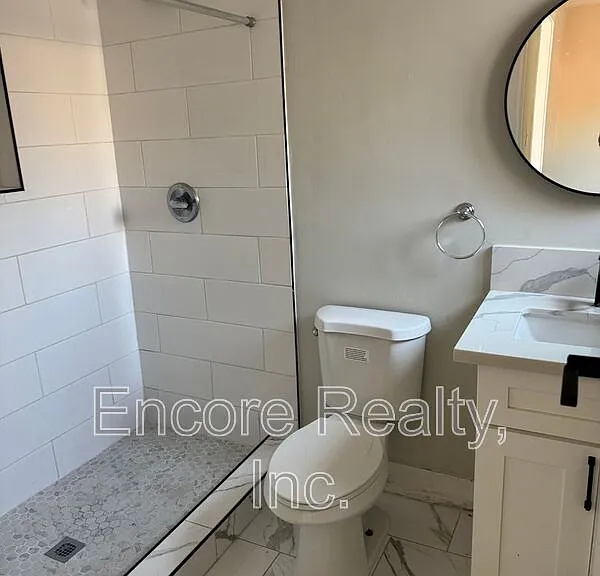 2776 Vista Way — Photo 8