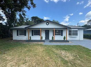 670 Vincent Dr, Mount Dora, FL 32757