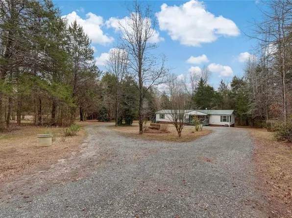 260 Pepper Rd, Reidsville, NC 27320