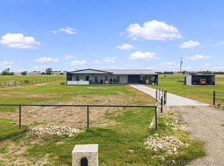 8608 Ward Ranch Rd, Marietta, OK 73448