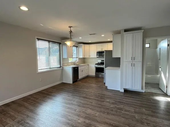 2218 Langmuir St #2218, San Diego, CA 92111