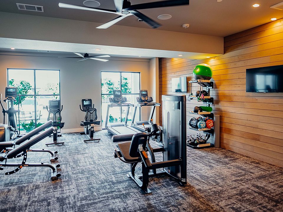 Hamilton - Fitness Room