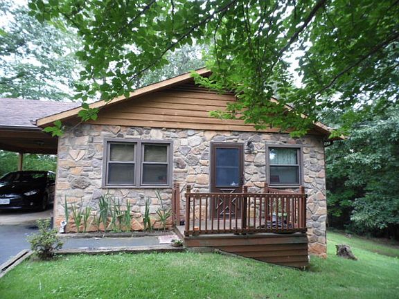 3rd image of 241 Haynesworth Dr