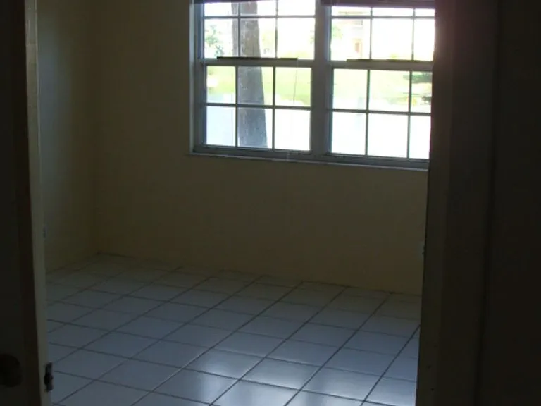 1565 SE Royal Green Cir #A108 — Photo 7