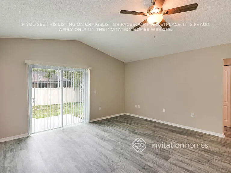 1056 Malletwood Dr — Photo 8