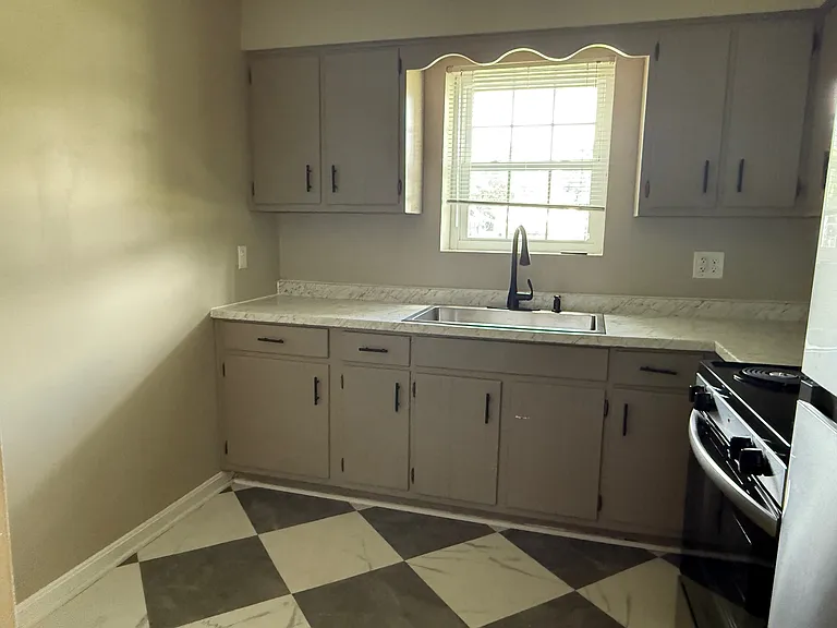 4219 N Church Way — Photo 2