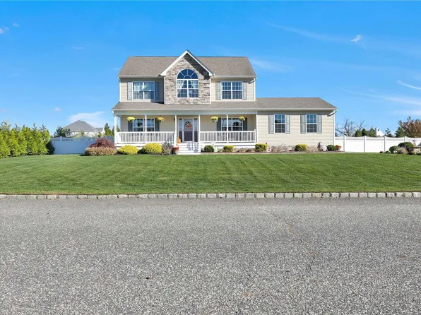 23 Sycamore Drive, East Moriches, NY 11940