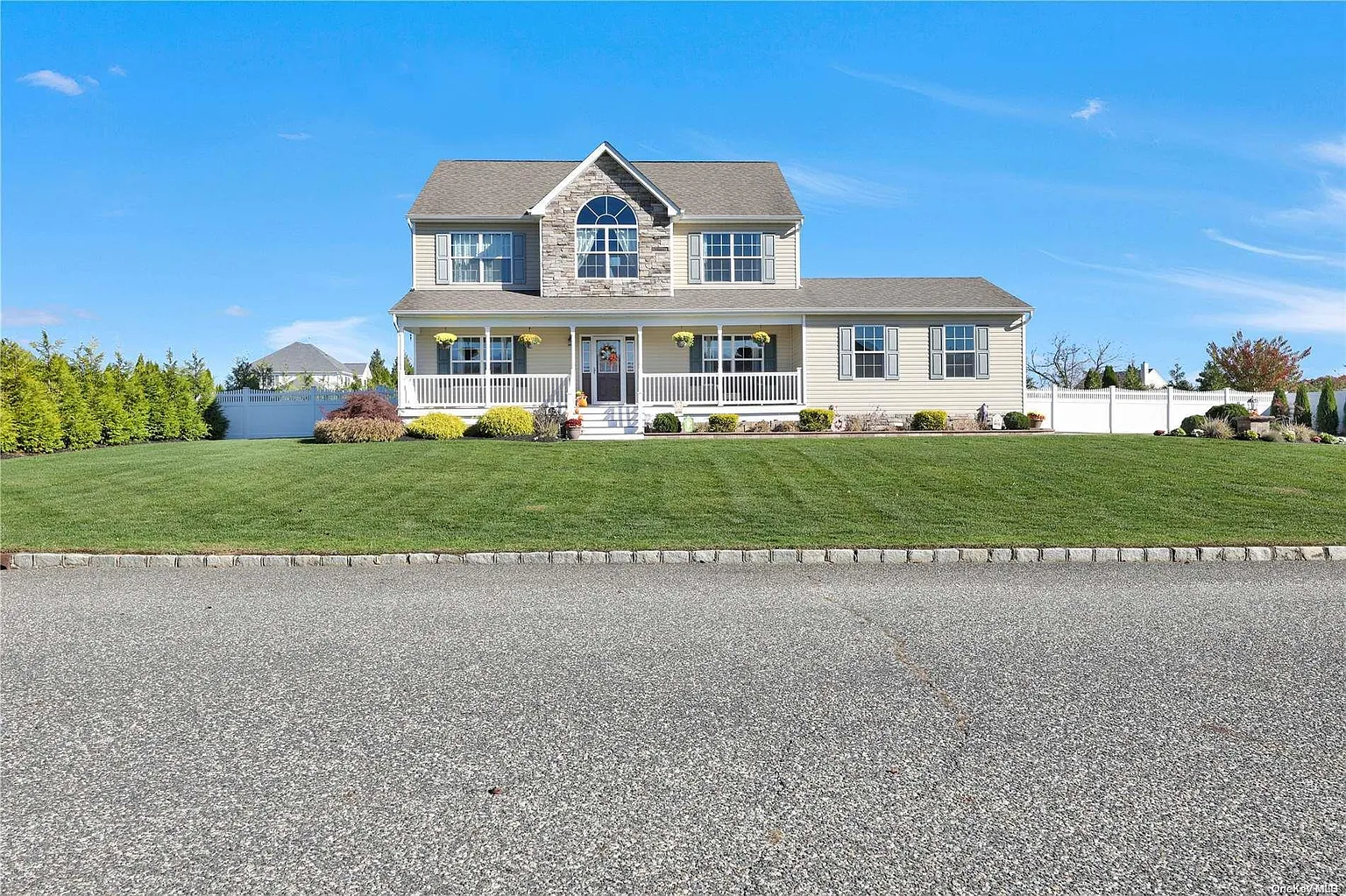 23 Sycamore Drive photo 1