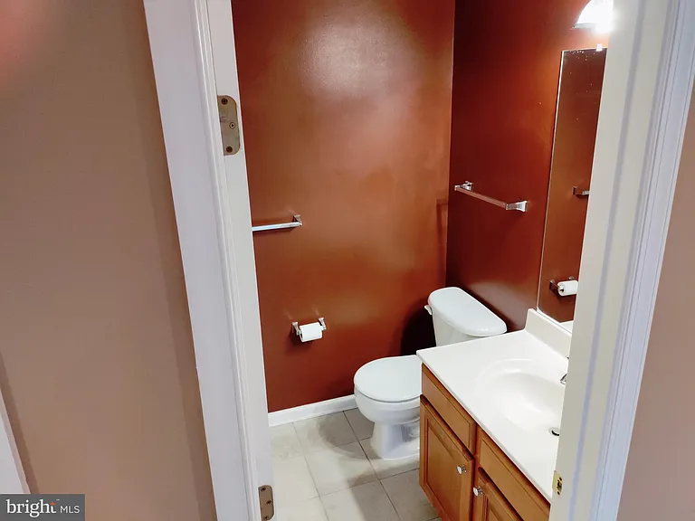 1202 Ellis Ave — Photo 25