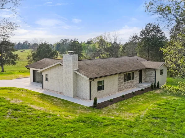 5911 Roberts Rd, Corryton, TN 37721