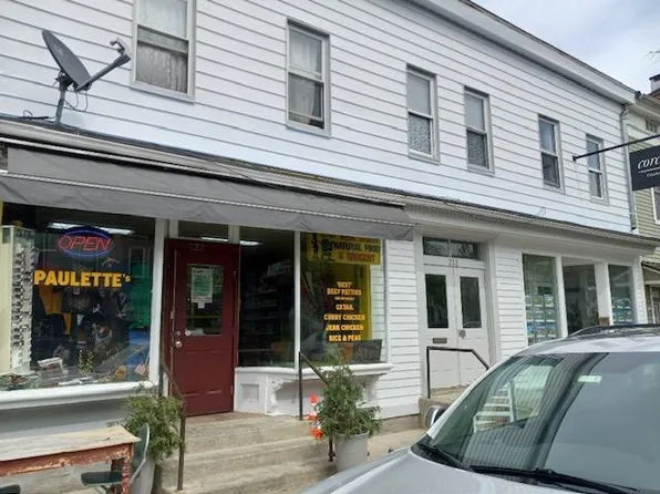 222 Warren St #1, Hudson, NY 12534