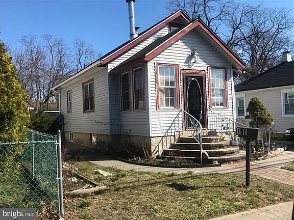 2nd image of 1208 Union Ave