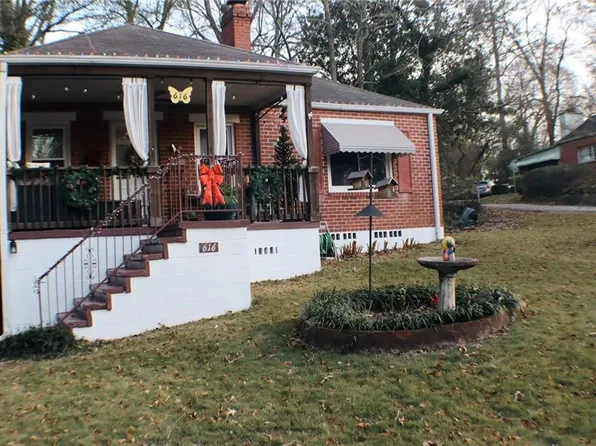 616 S Gordon Cir, Hapeville, GA 30354